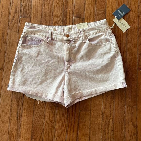 Women's Light Pink/Whitewash Denim Shorts NWT Size 14 - Picture 2 of 9